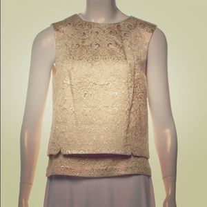 🎁🎄TORY BURCH
Sleeveless Scoop Neck Top😍